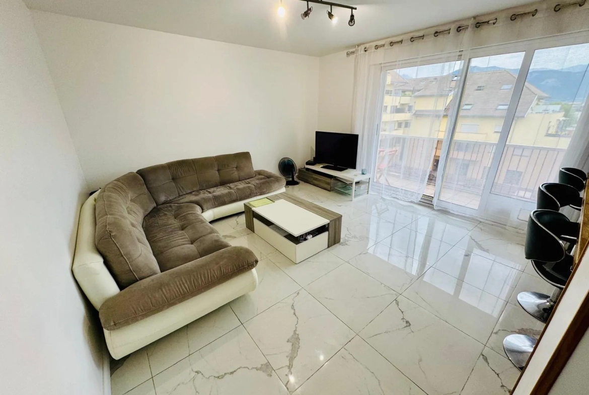 Appartement T3 de 68 m² avec grand balcon à Meythet, proximité Annecy 