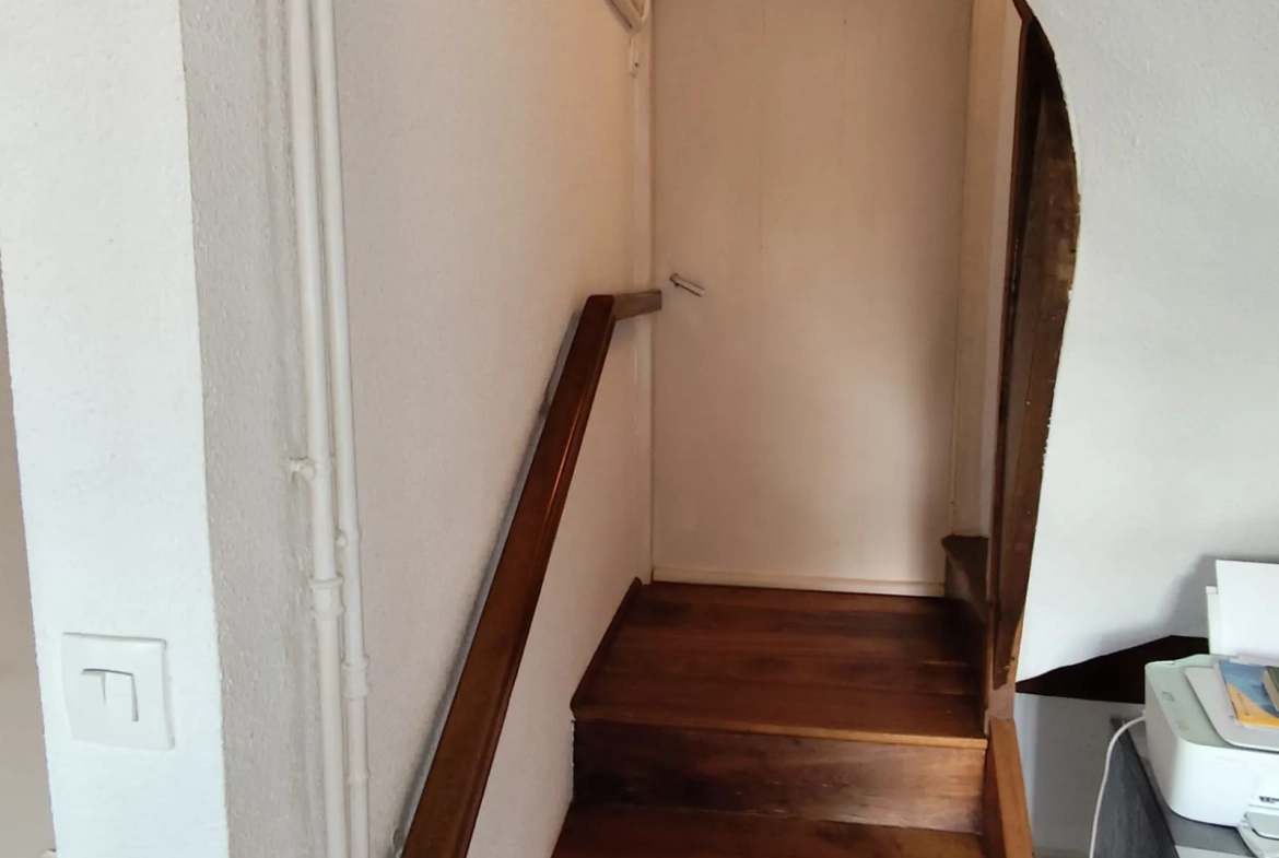Maison à vendre de 122 m² à Le Chevain, Sarthe - Potentiel d'extension 
