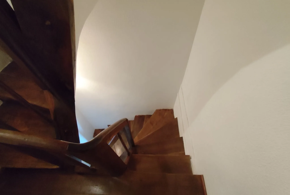 Maison à vendre de 122 m² à Le Chevain, Sarthe - Potentiel d'extension 