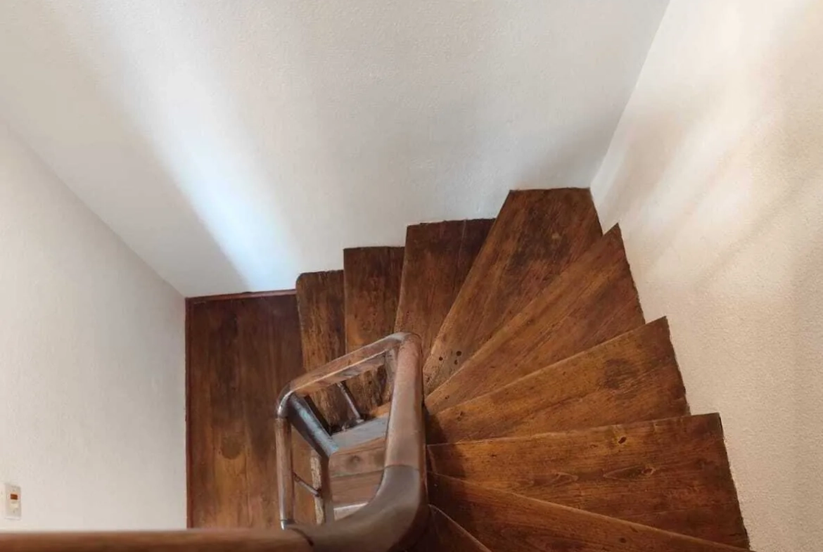 Maison à vendre de 122 m² à Le Chevain, Sarthe - Potentiel d'extension 