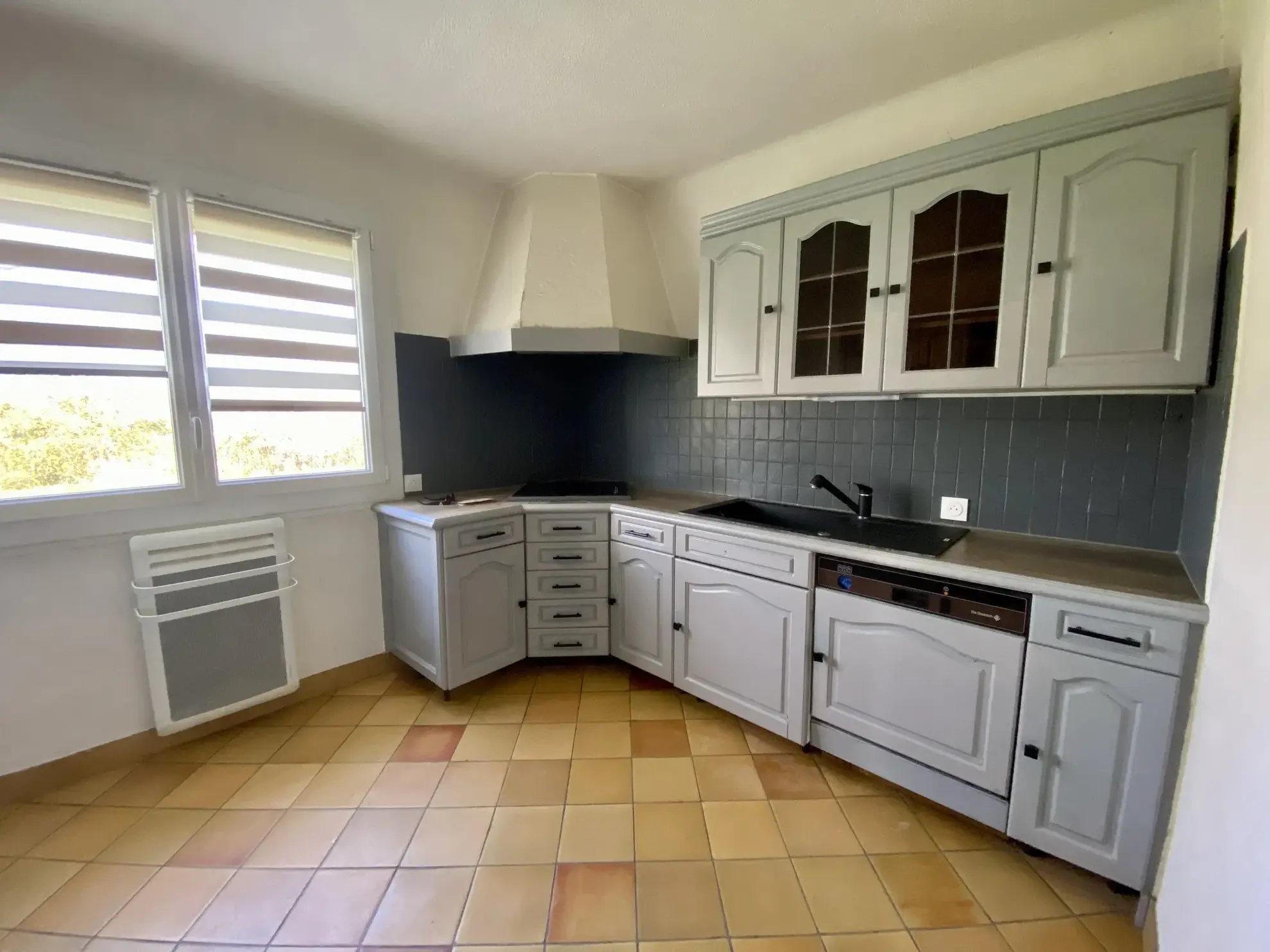 Vente maison indépendante avec sous-sol à Saint-Léger-des-Vignes 