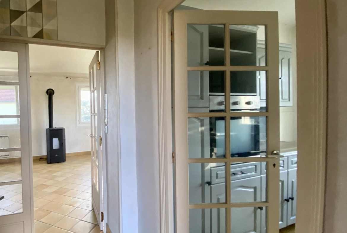 Vente maison indépendante avec sous-sol à Saint-Léger-des-Vignes 