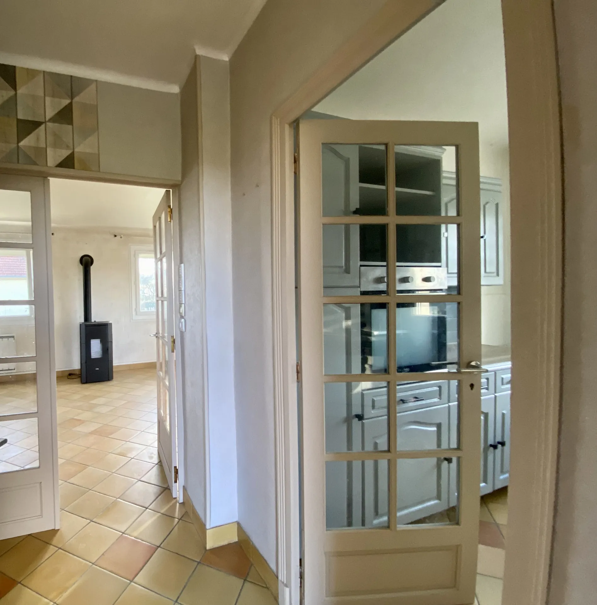 Vente maison indépendante avec sous-sol à Saint-Léger-des-Vignes 