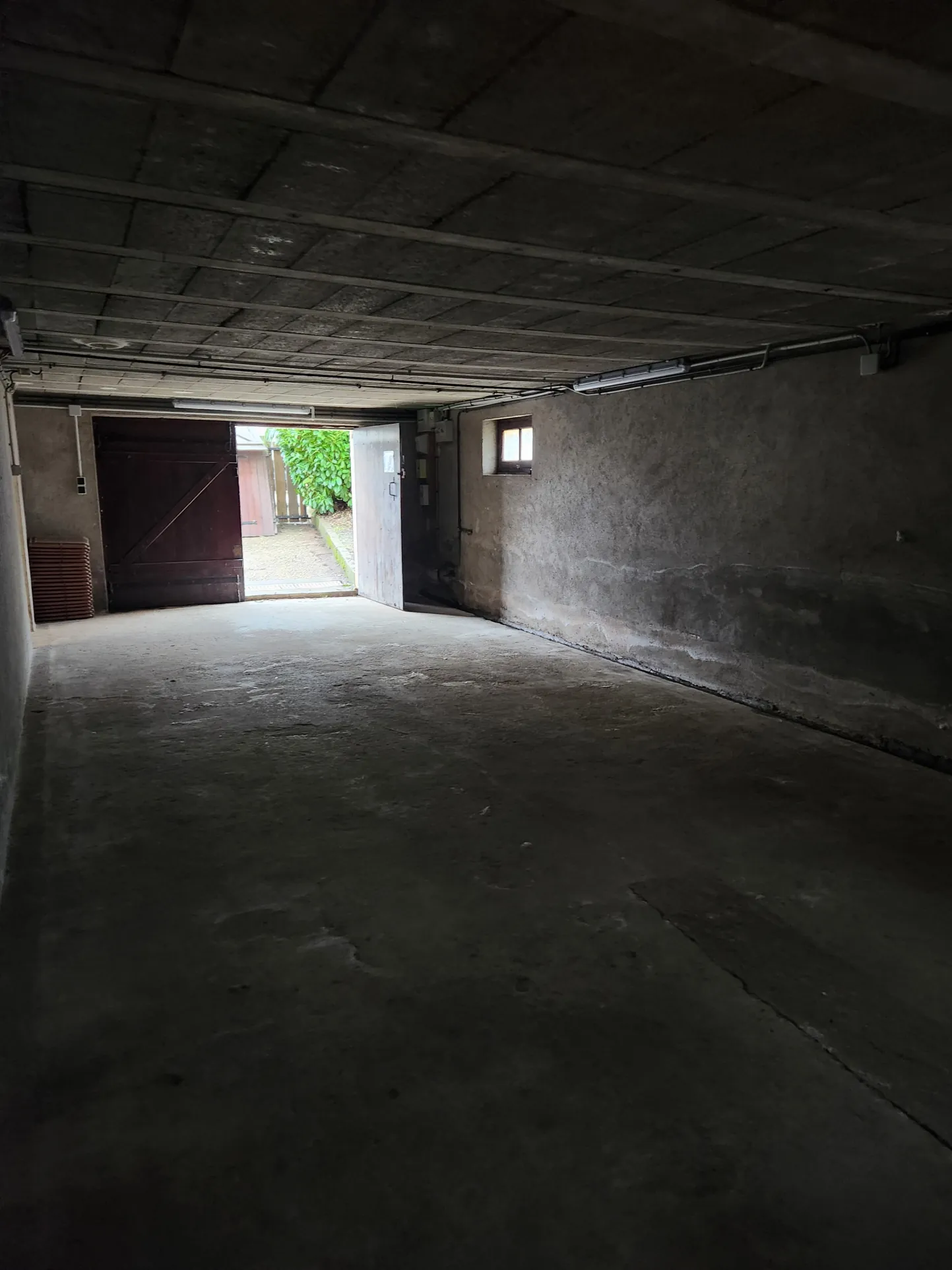 Vente maison indépendante avec sous-sol à Saint-Léger-des-Vignes 
