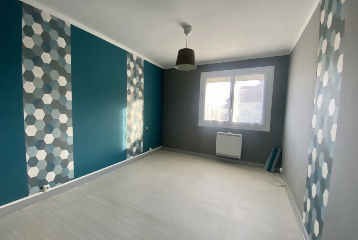Vente maison indépendante avec sous-sol à Saint-Léger-des-Vignes 