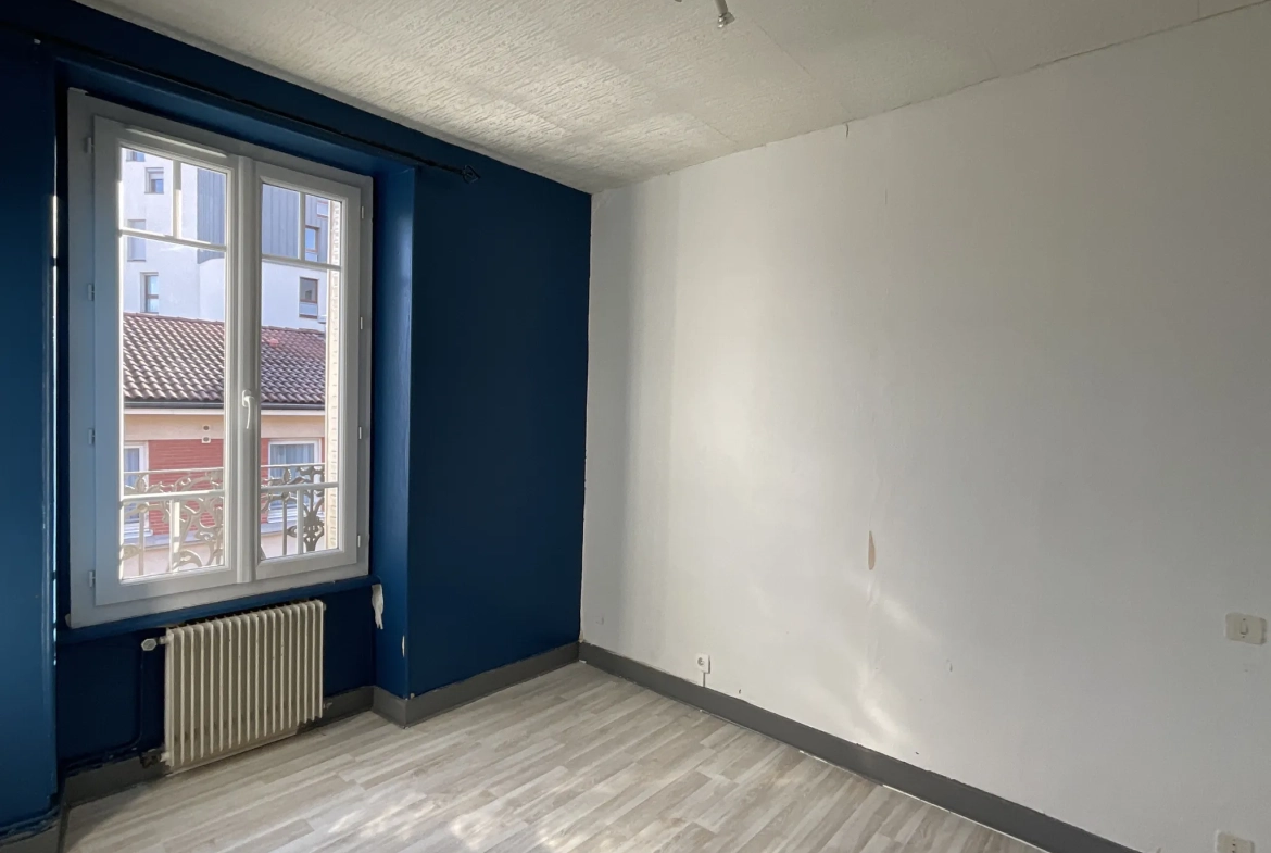 Appartement T3 lumineux de 48 m² à vendre à Clermont-Ferrand, quartier Jeanne d'Arc 