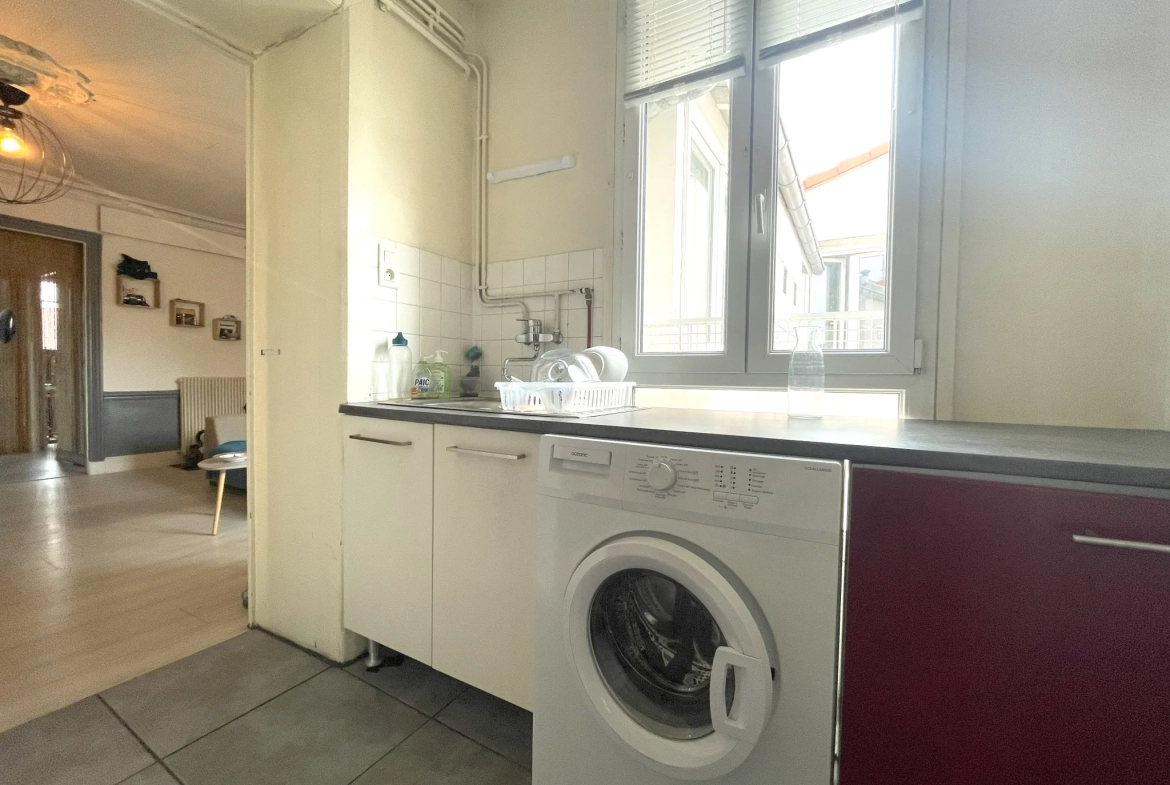 Appartement T3 lumineux de 48 m² à vendre à Clermont-Ferrand, quartier Jeanne d'Arc 