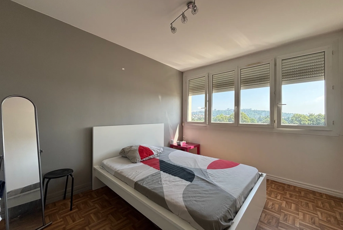Appartement 3 pièces de 64,22 m² à Saint-Étienne secteur Bergson-Grouchy 
