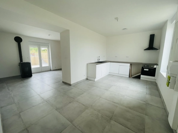 Maison rénovée de 105 m² avec 3 chambres à Nauroy, proche Saint-Quentin