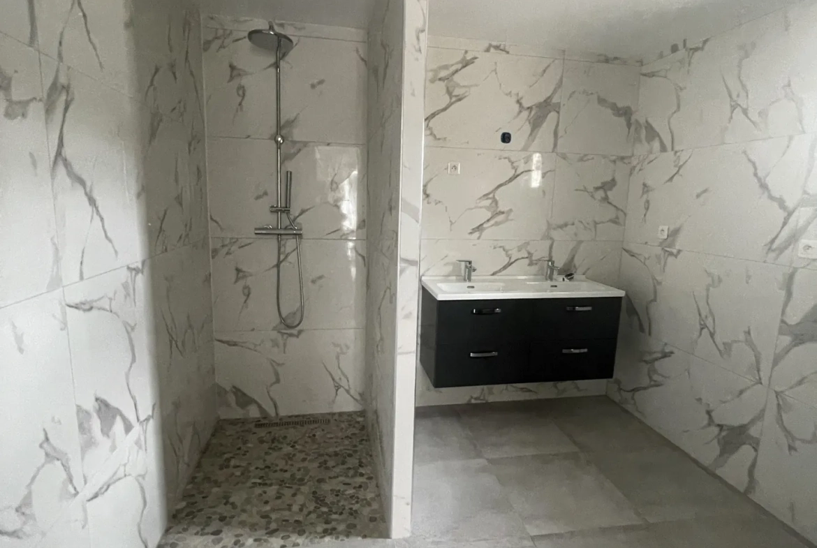 Maison rénovée de 105 m² avec 3 chambres à Nauroy, proche Saint-Quentin 