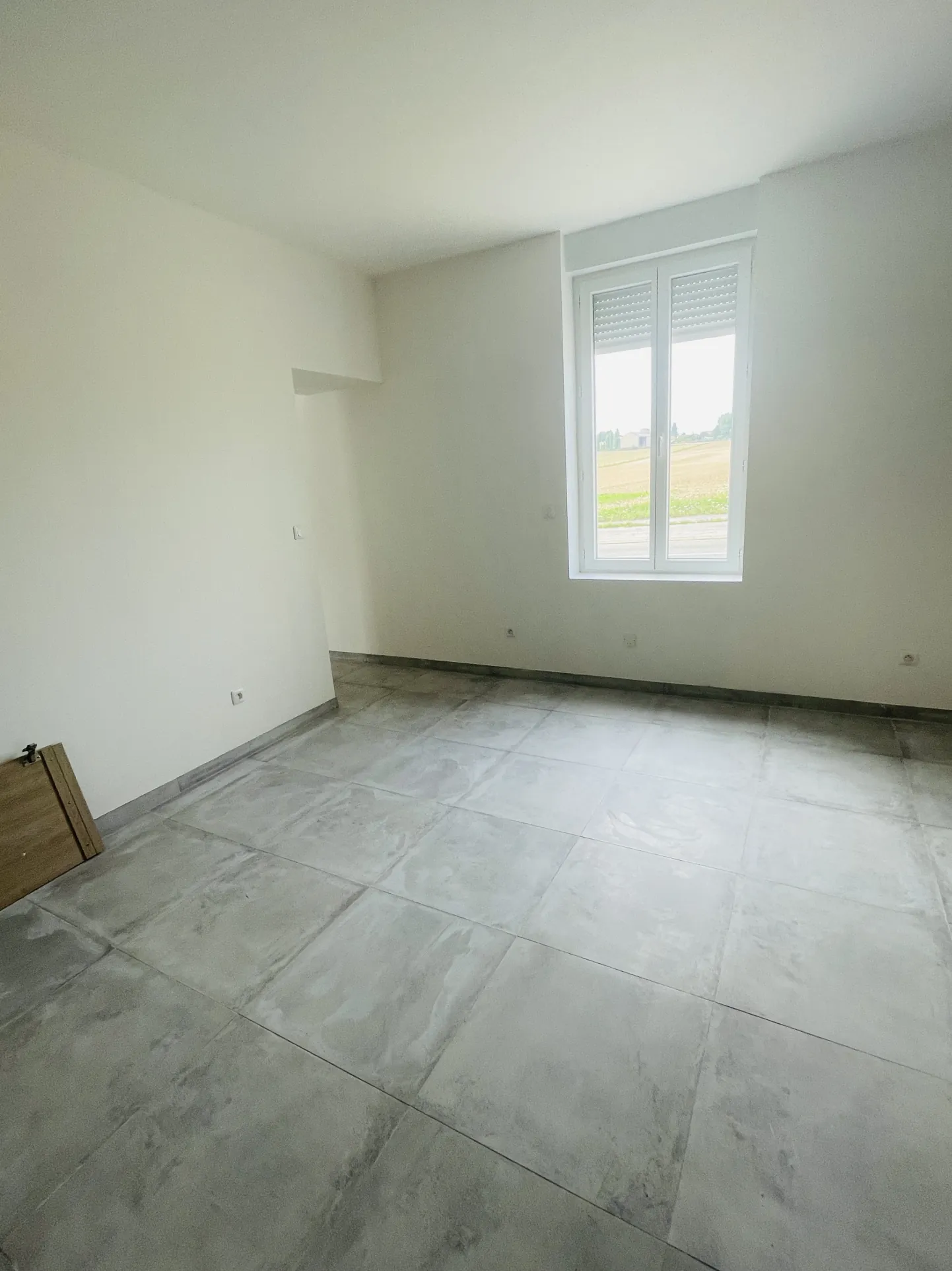 Maison rénovée de 105 m² avec 3 chambres à Nauroy, proche Saint-Quentin 