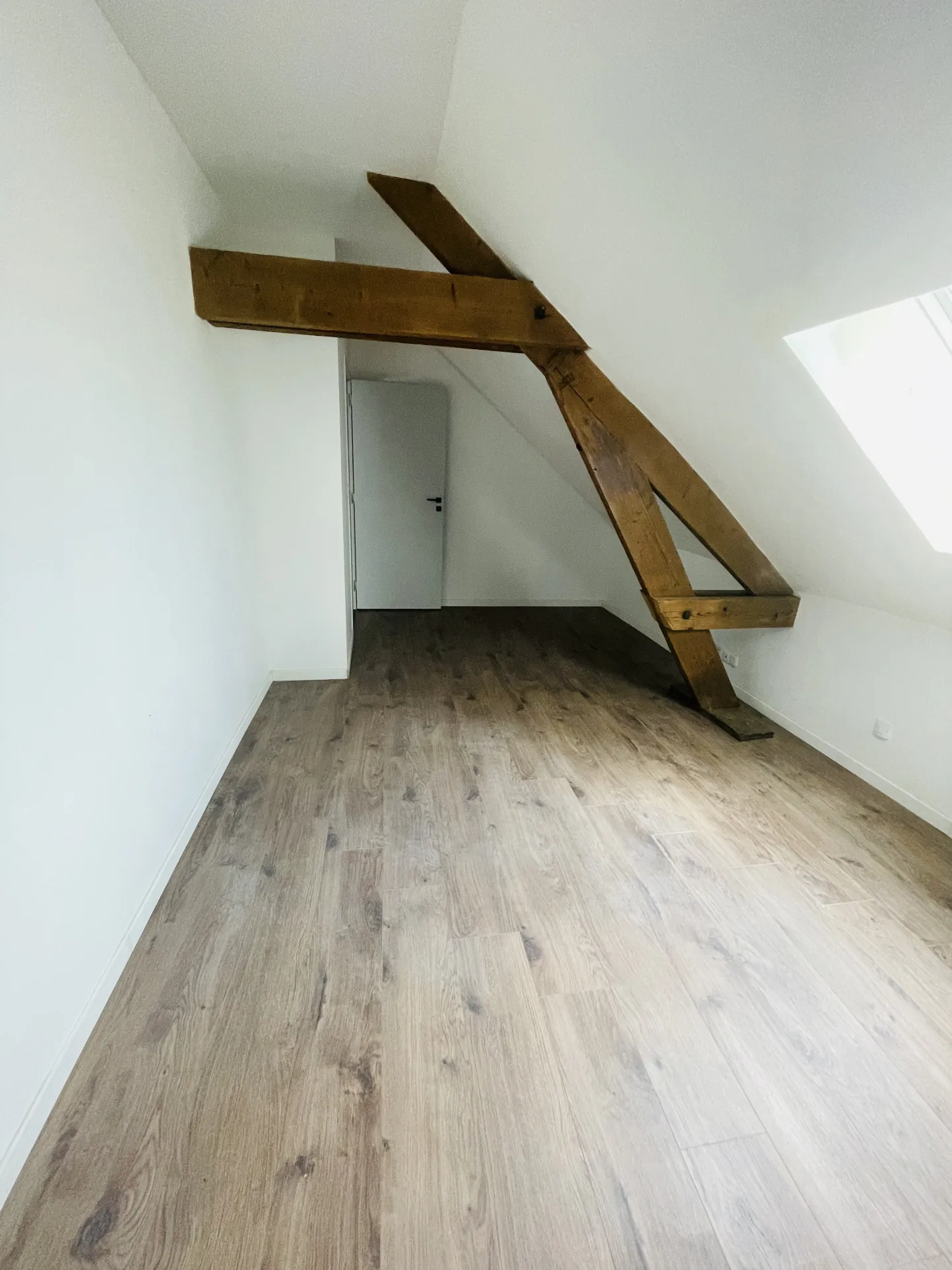Maison rénovée de 105 m² avec 3 chambres à Nauroy, proche Saint-Quentin 