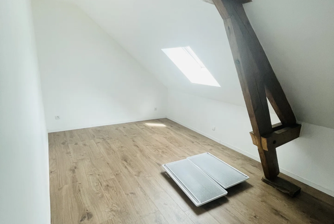Maison rénovée de 105 m² avec 3 chambres à Nauroy, proche Saint-Quentin 