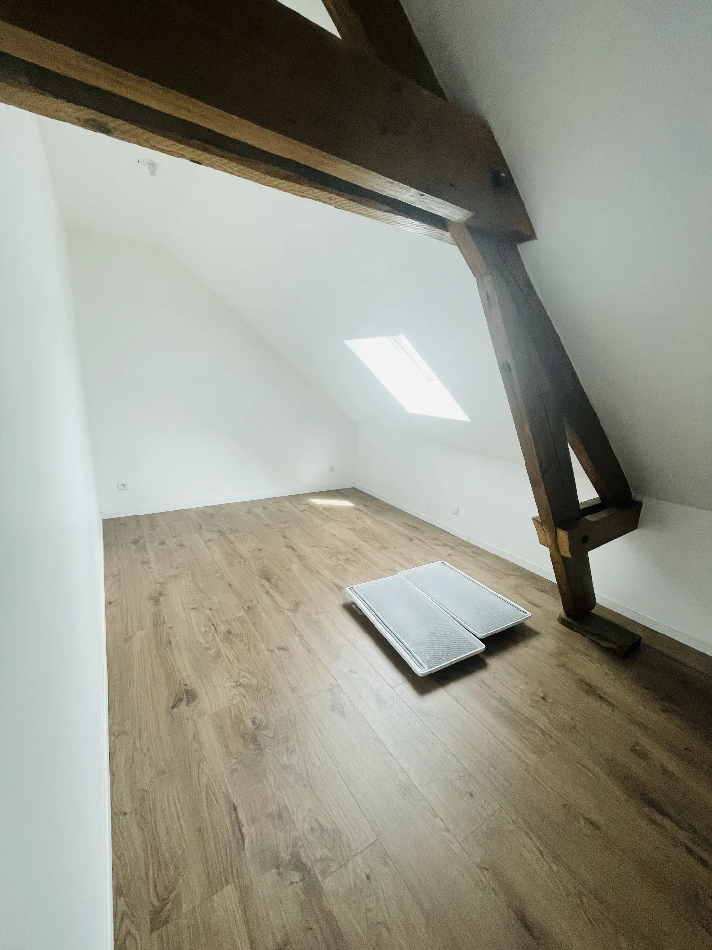 Maison rénovée de 105 m² avec 3 chambres à Nauroy, proche Saint-Quentin 