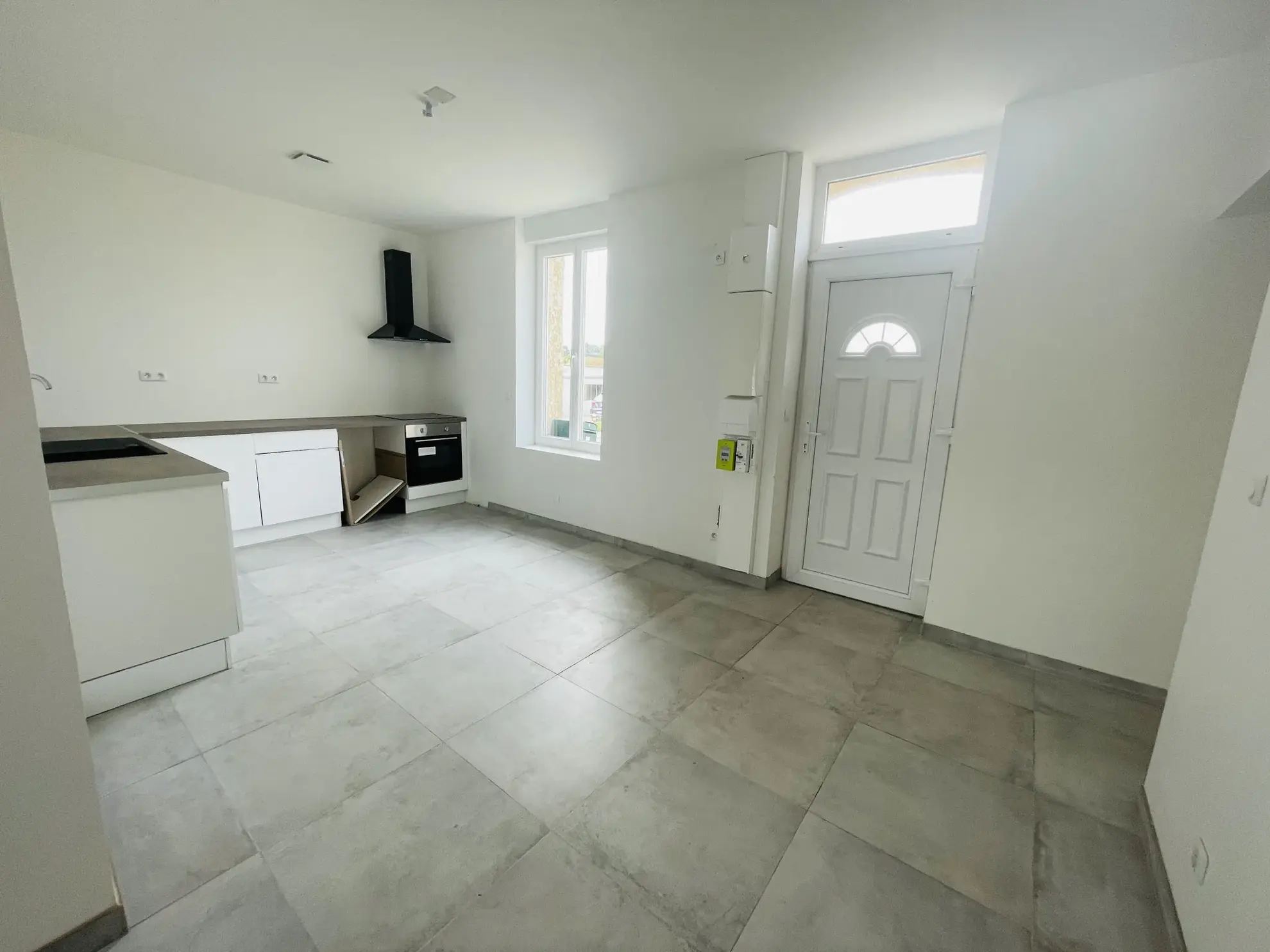 Maison rénovée de 105 m² avec 3 chambres à Nauroy, proche Saint-Quentin 