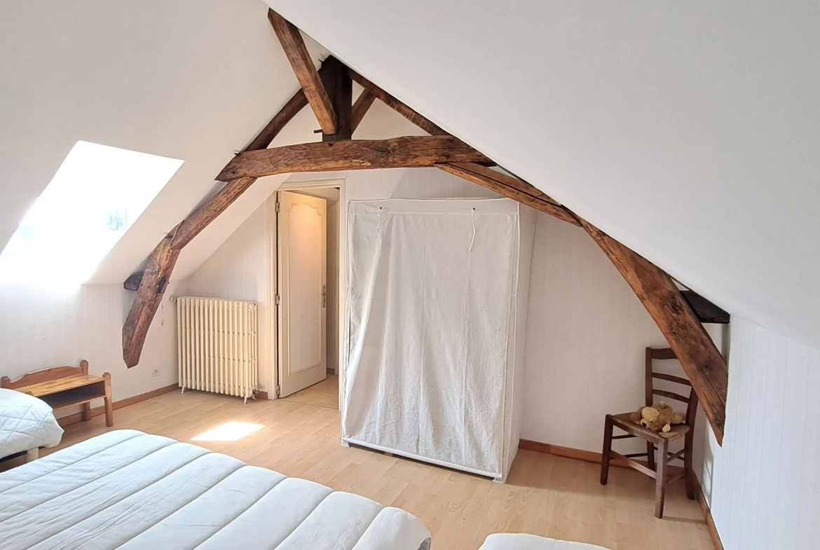 Belle maison familiale de 3 chambres avec potentiel à Ste Gemmes sur Loire 