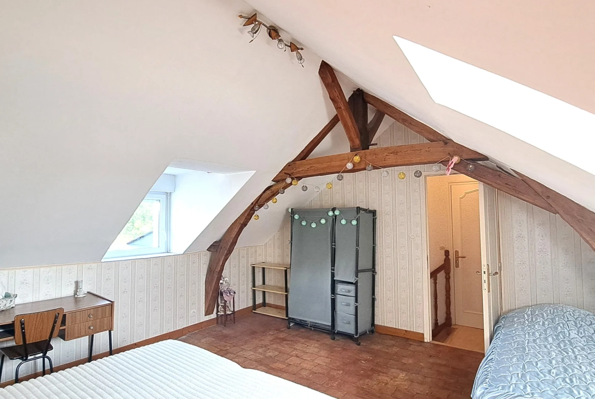 Belle maison familiale de 3 chambres avec potentiel à Ste Gemmes sur Loire 