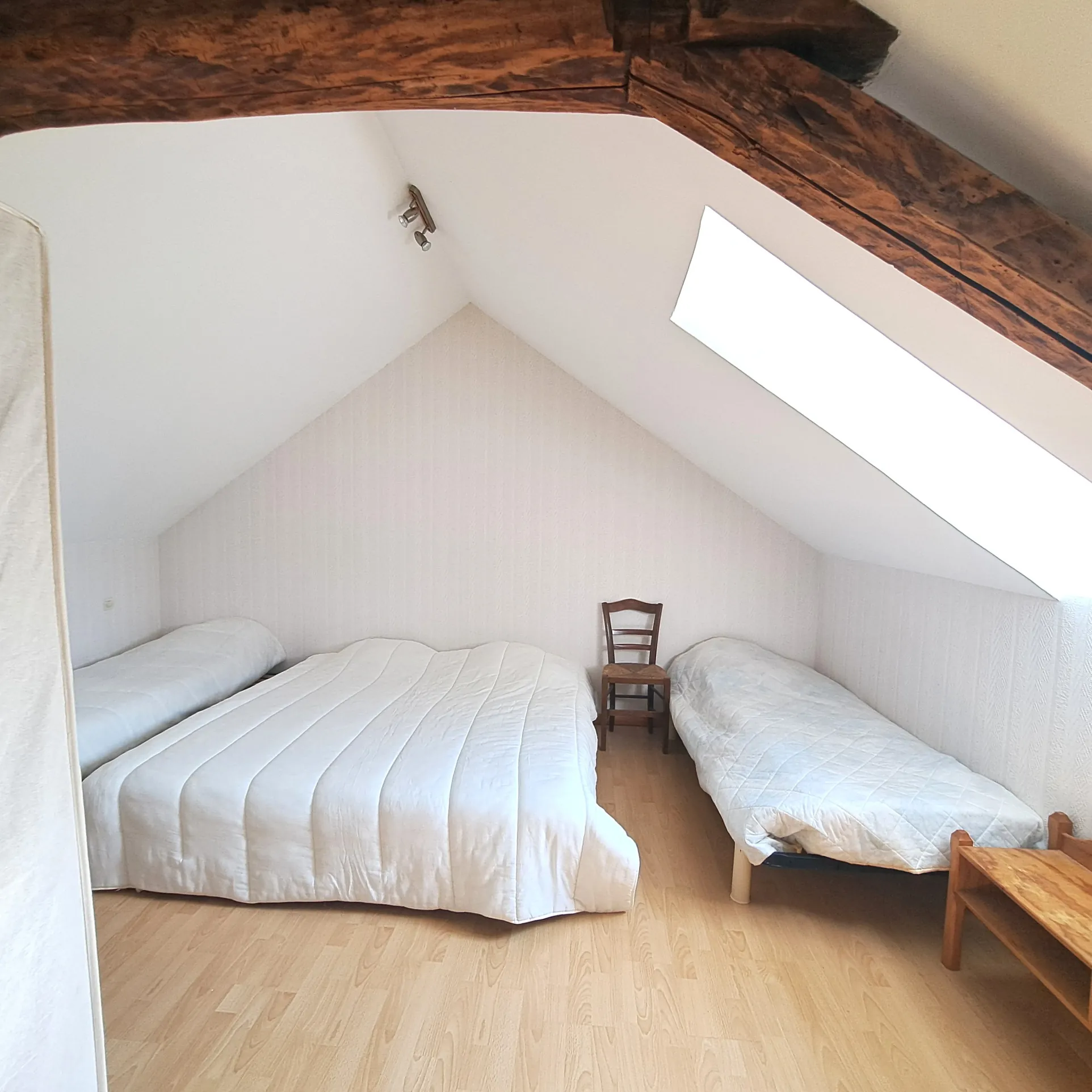 Belle maison familiale de 3 chambres avec potentiel à Ste Gemmes sur Loire 