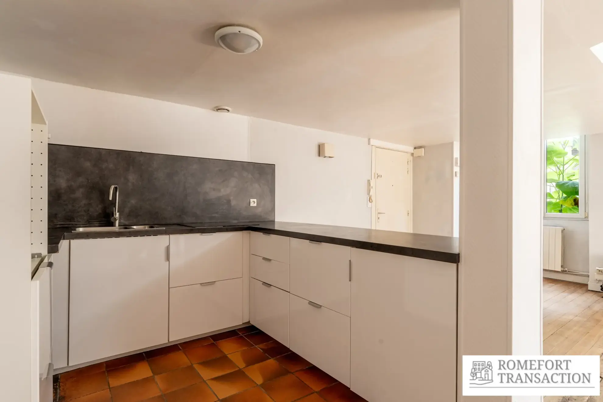 Appartement duplex à Nantes près de la place Graslin, 2 pièces et emplacement central 