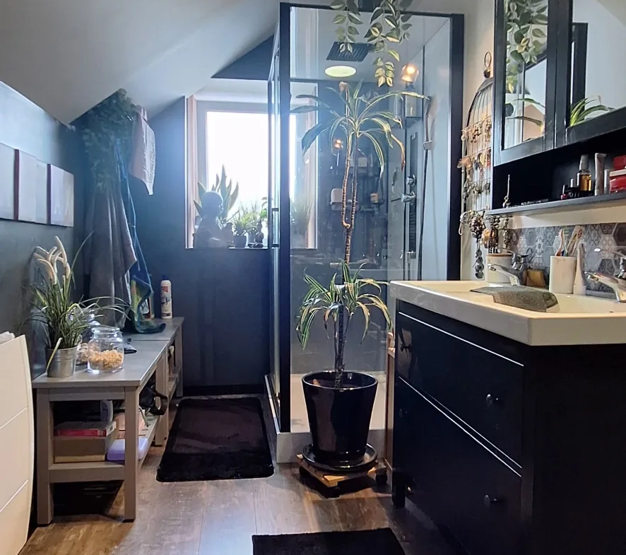 Maison rénovée en plein bourg de Coëtmieux avec jardin et 3 chambres 