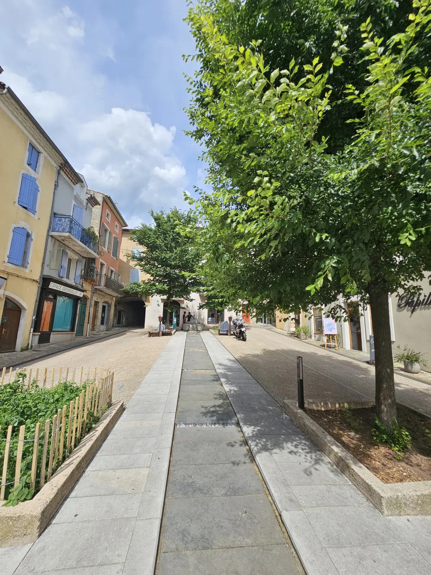 Appartement lumineux de 68 m² à Aubenas avec balcon – idéal investissement ou résidence 