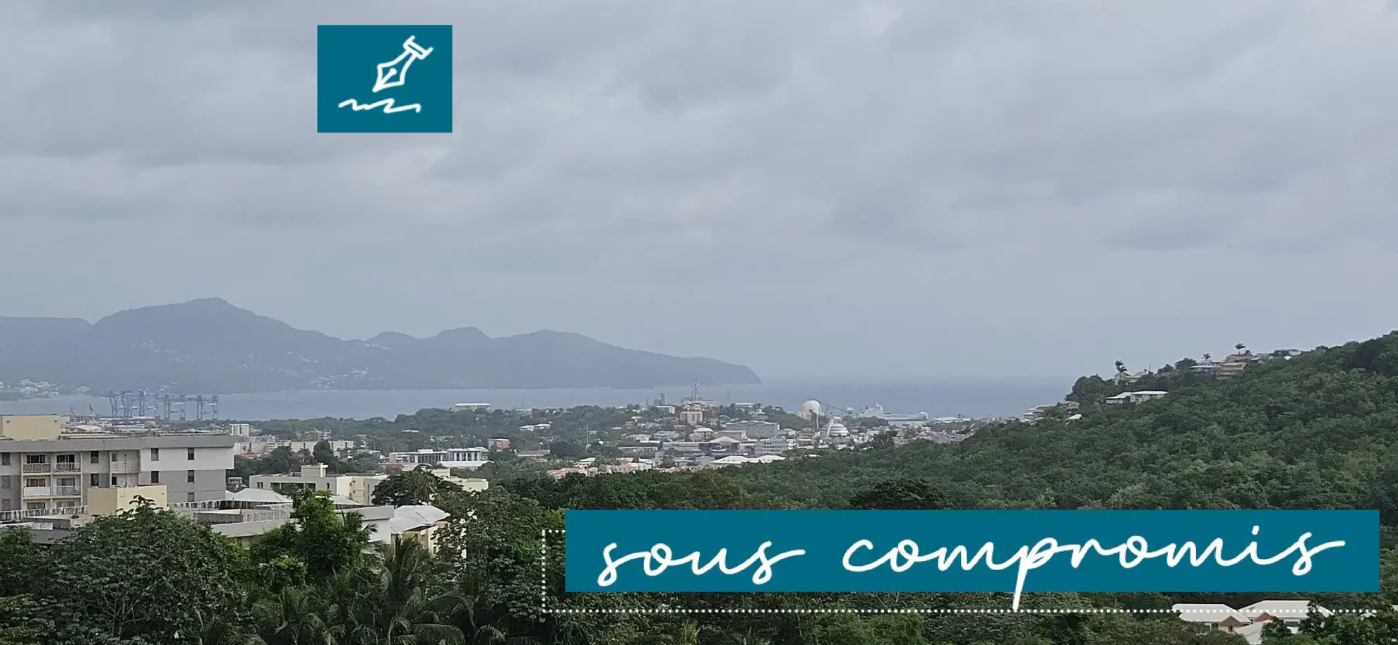 Appartement F3 en duplex proche du CHU à Fort-de-France avec vue mer 