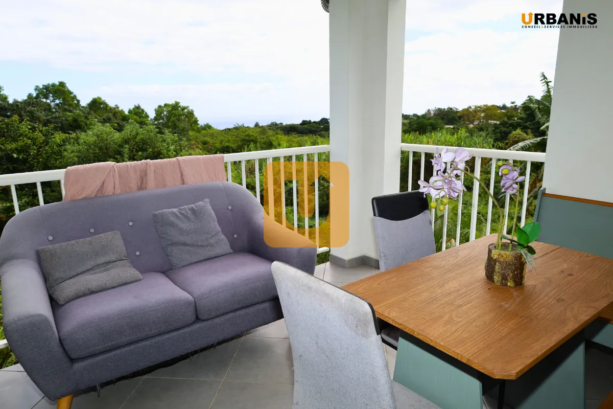 Villa 4 pièces neuve à Bernica, La Réunion - Terrasse, jardin et emplacement idéal 
