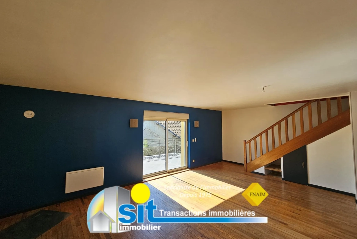 Maison de village avec appartement indépendant à Les Côtes d’Arey - Opportunité d’investissement 