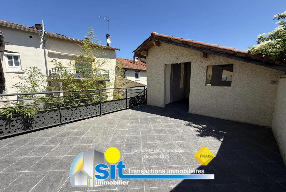 Maison de village avec appartement indépendant à Les Côtes d’Arey - Opportunité d’investissement 