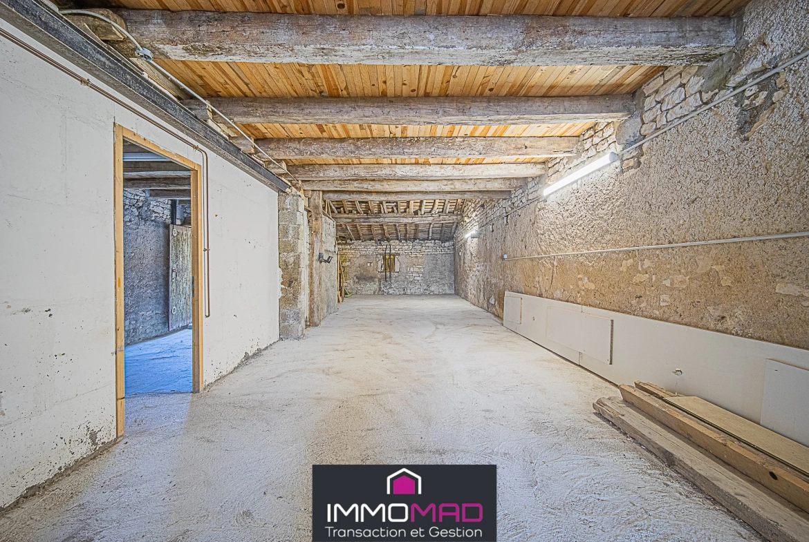 Maison à vendre de 110 m² avec potentiel à Dieue-sur-Meuse 
