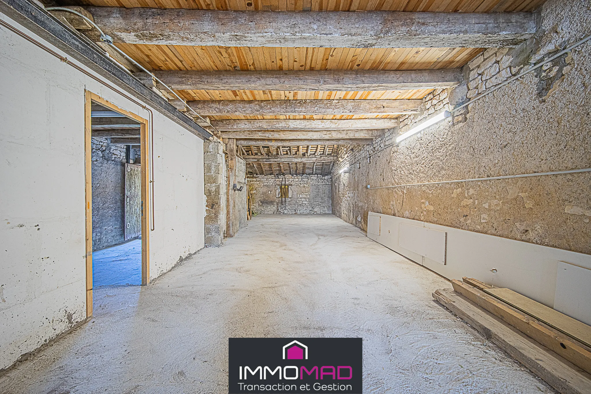 Maison à vendre de 110 m² avec potentiel à Dieue-sur-Meuse 