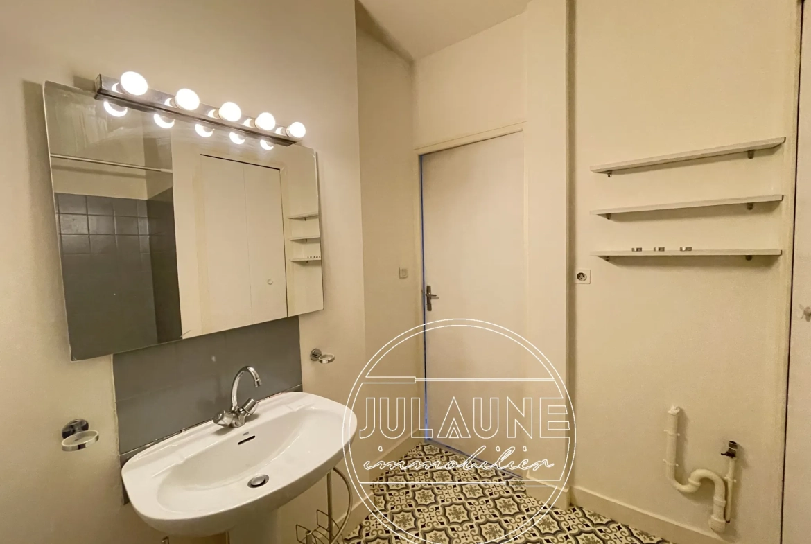 Appartement de 32 m² en vente à Limoges, idéal pour premier achat ou investissement 