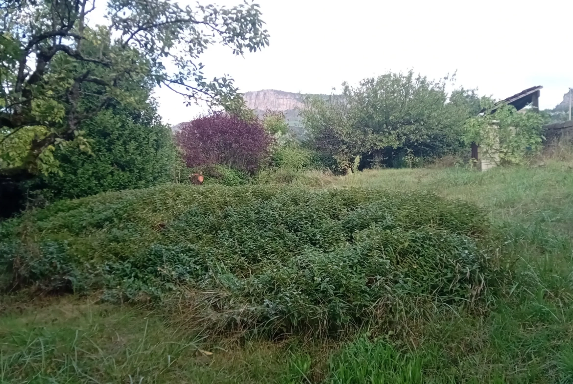 Maison de 83 m² à Rivière-sur-Tarn avec garage et cave, proche Millau 