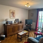 Appartement 3 chambres de 80 m² à Saint Priest avec balcon et parking
