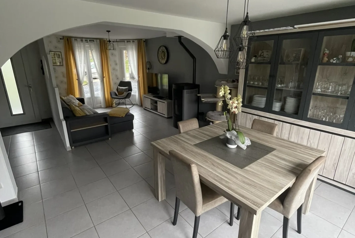 Maison individuelle récente avec garage et jardin à Morcourt 