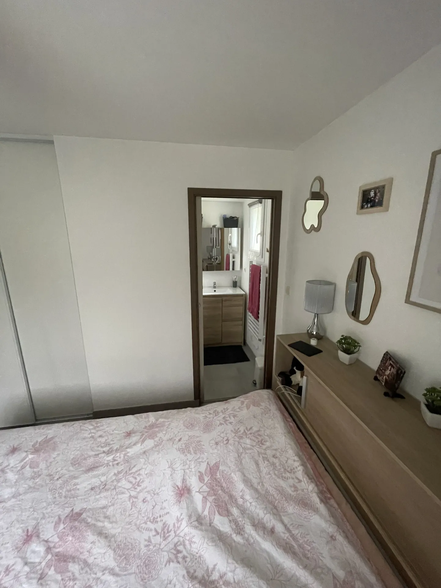 Maison individuelle récente avec garage et jardin à Morcourt 