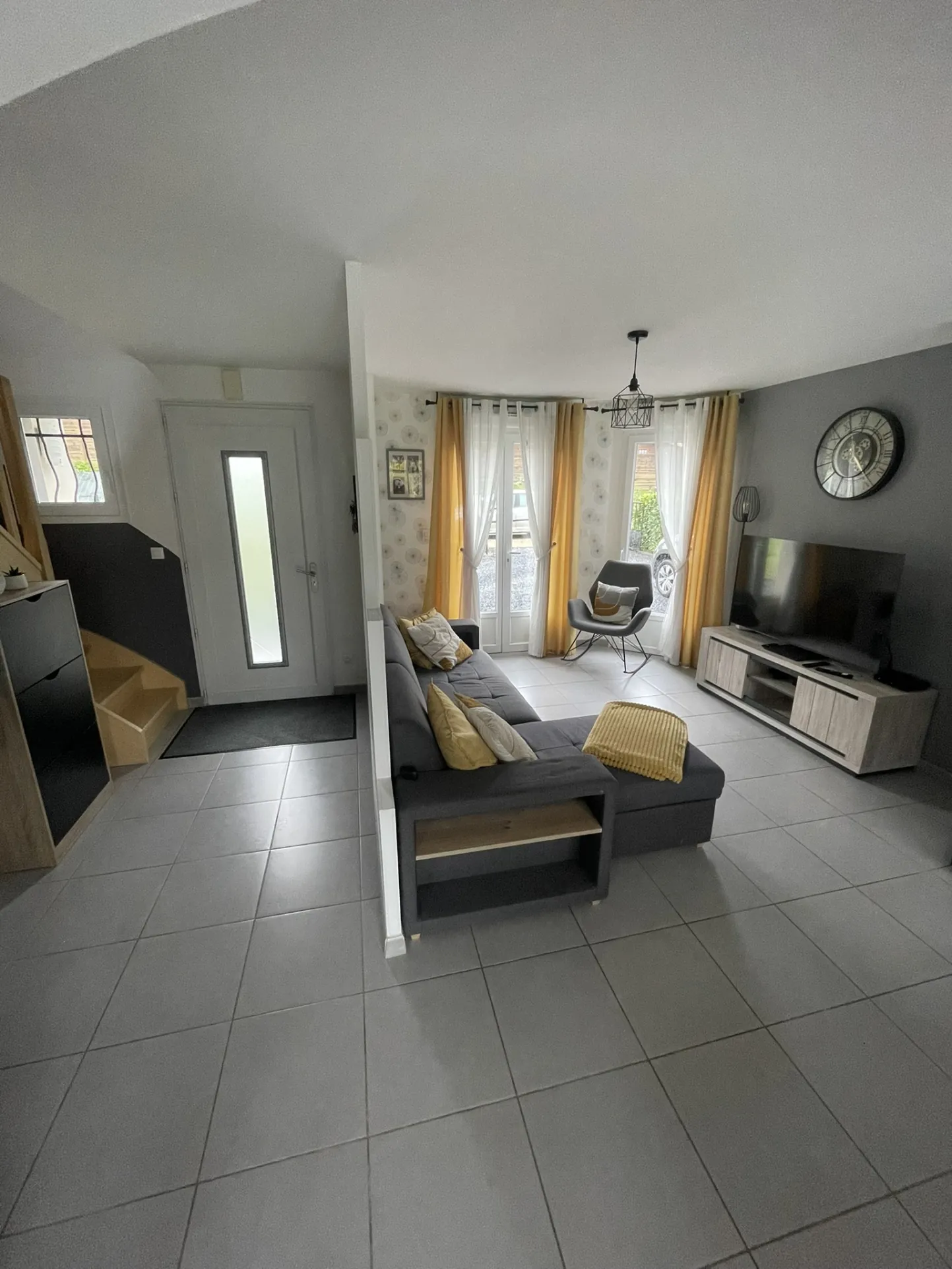 Maison individuelle récente avec garage et jardin à Morcourt 