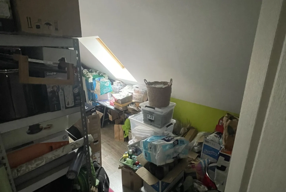 Maison individuelle récente avec garage et jardin à Morcourt 