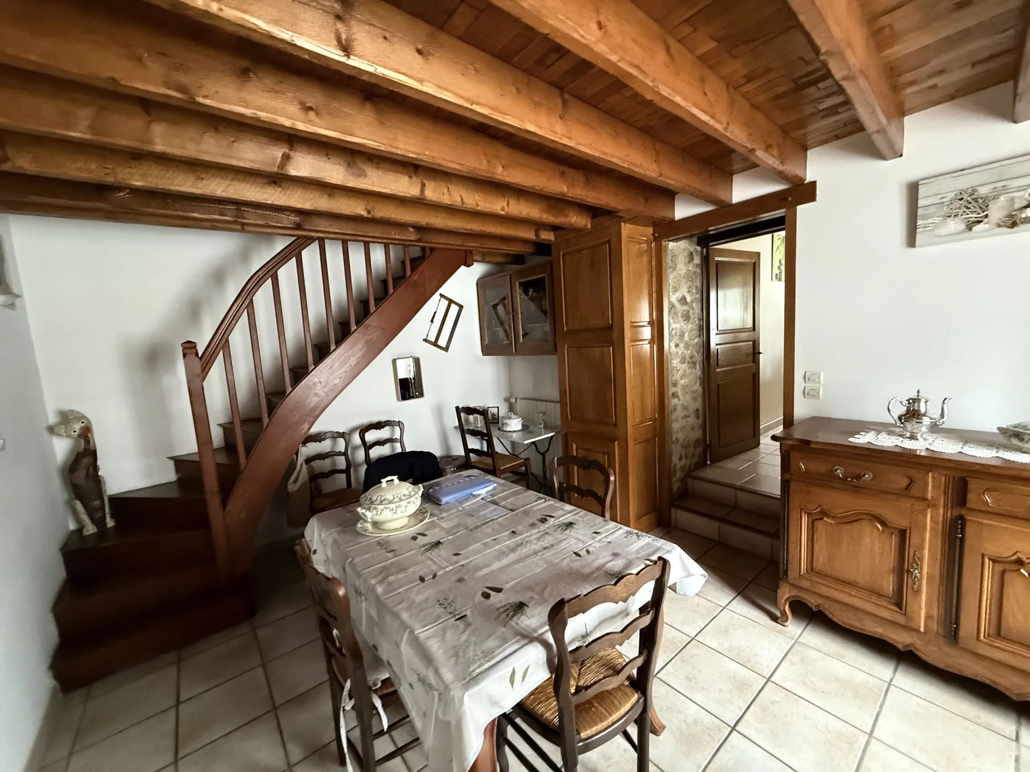 Maison en pierre de 142 m² à Saint Pierre des Nids avec terrain et garage 