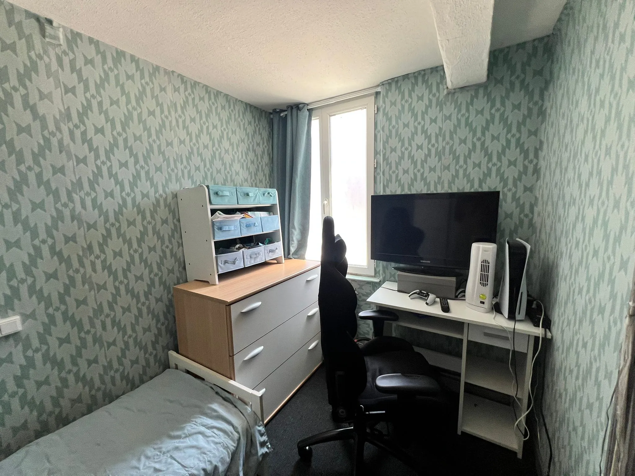 Maison moderne de 75m² à Roubaix avec cour extérieure 