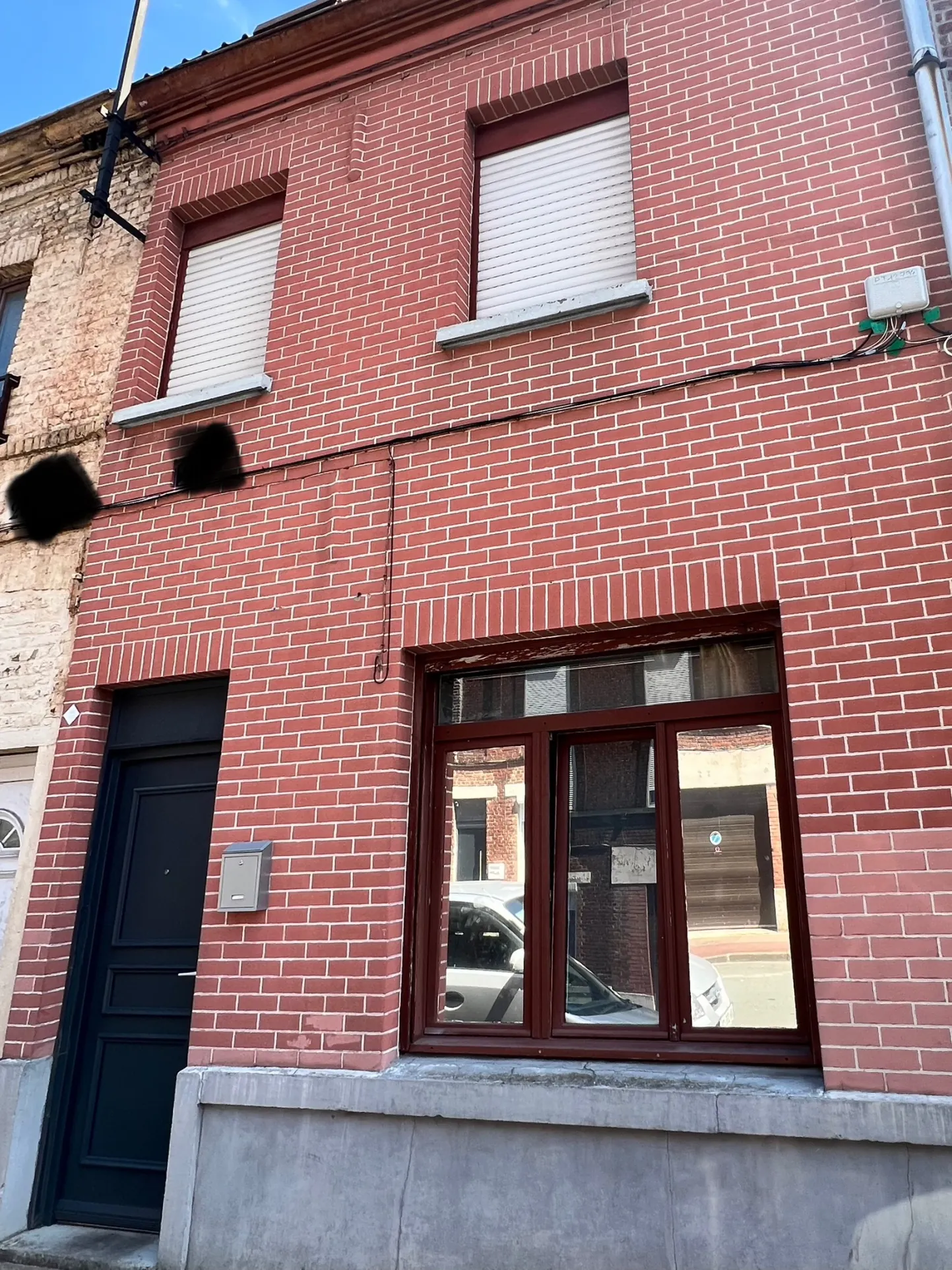Maison moderne de 75m² à Roubaix avec cour extérieure 