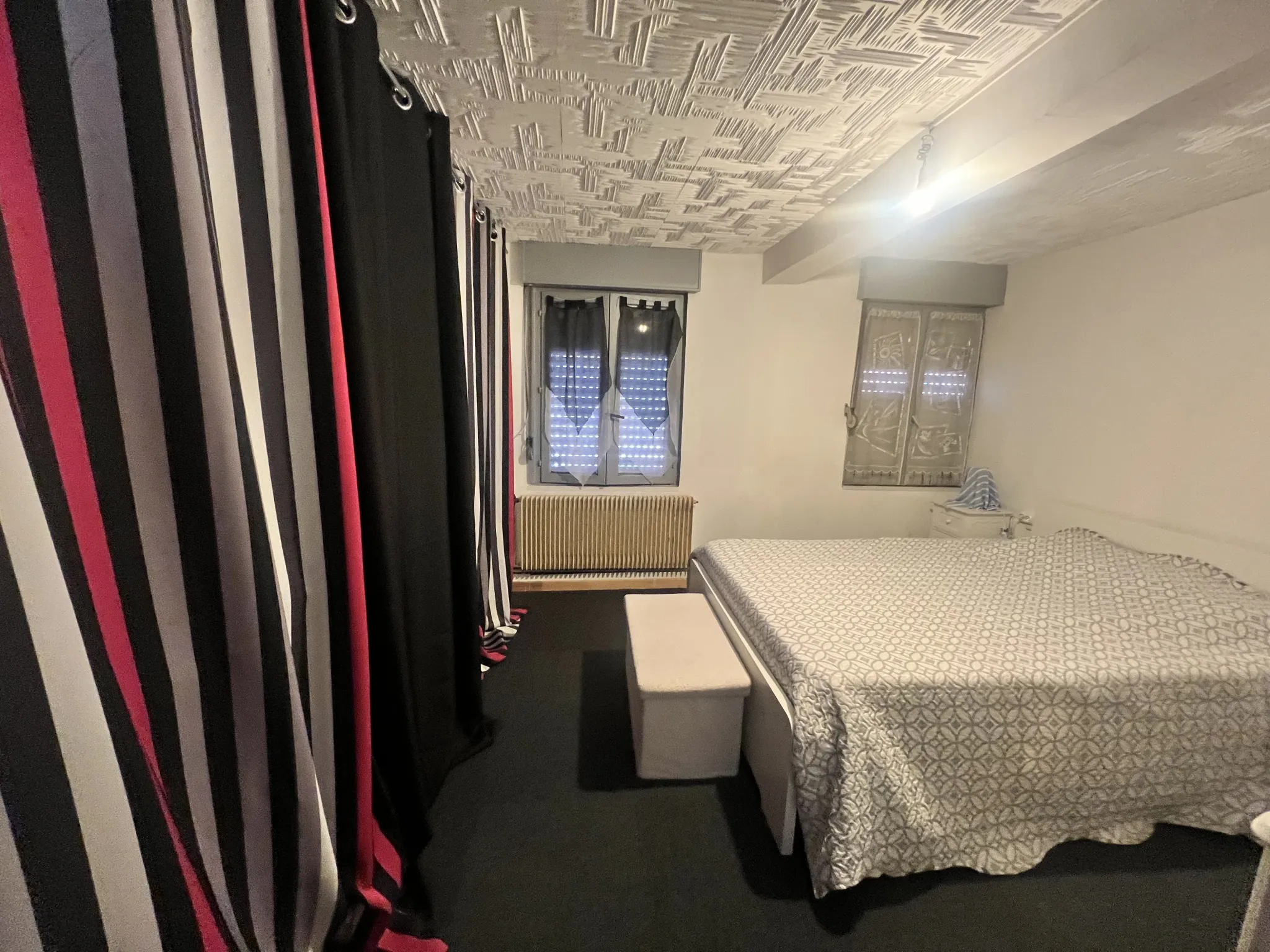 Maison moderne de 75m² à Roubaix avec cour extérieure 