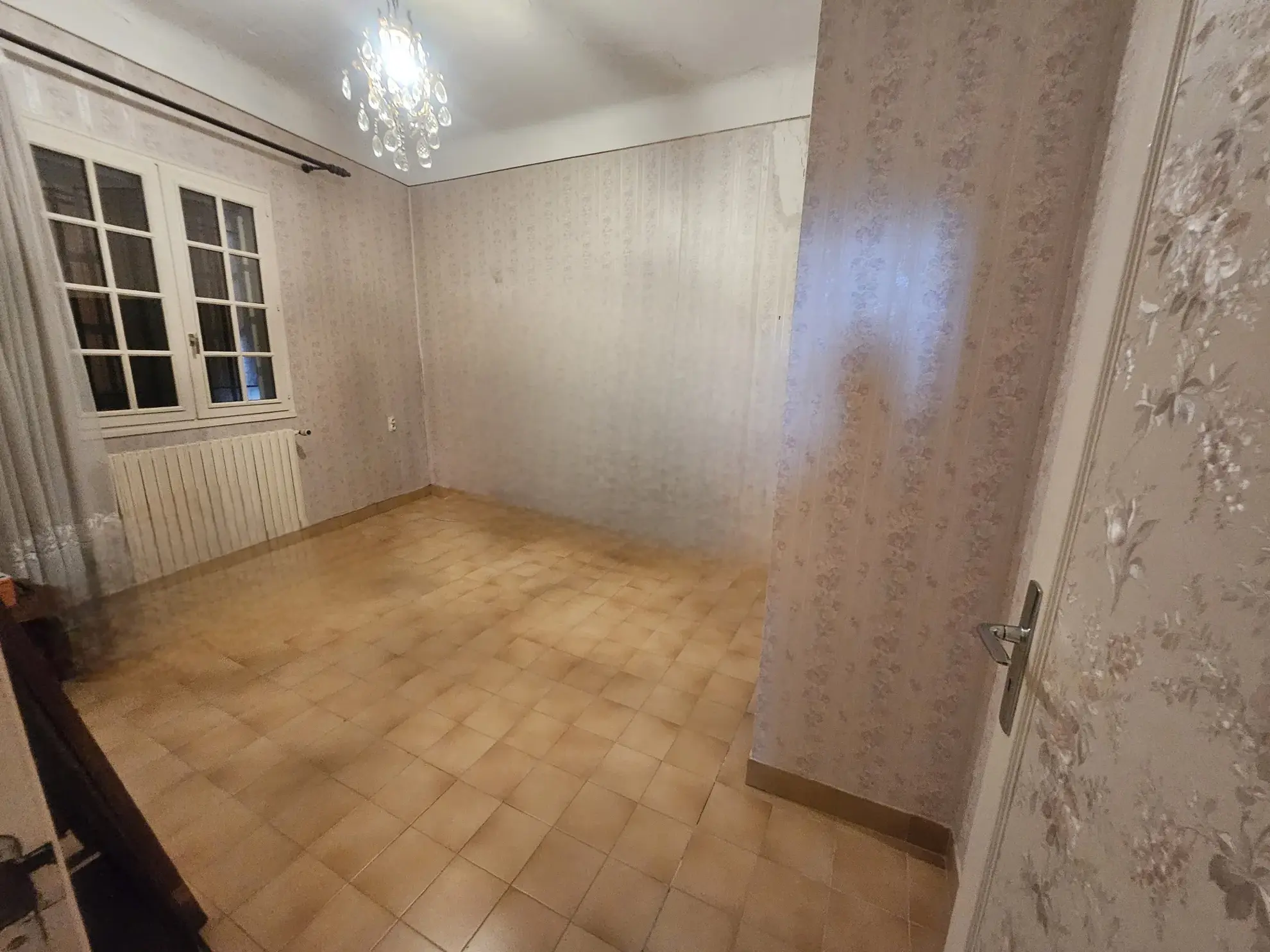Maison à rénover de 99 m² avec grand terrain à Marseille - La Viste 