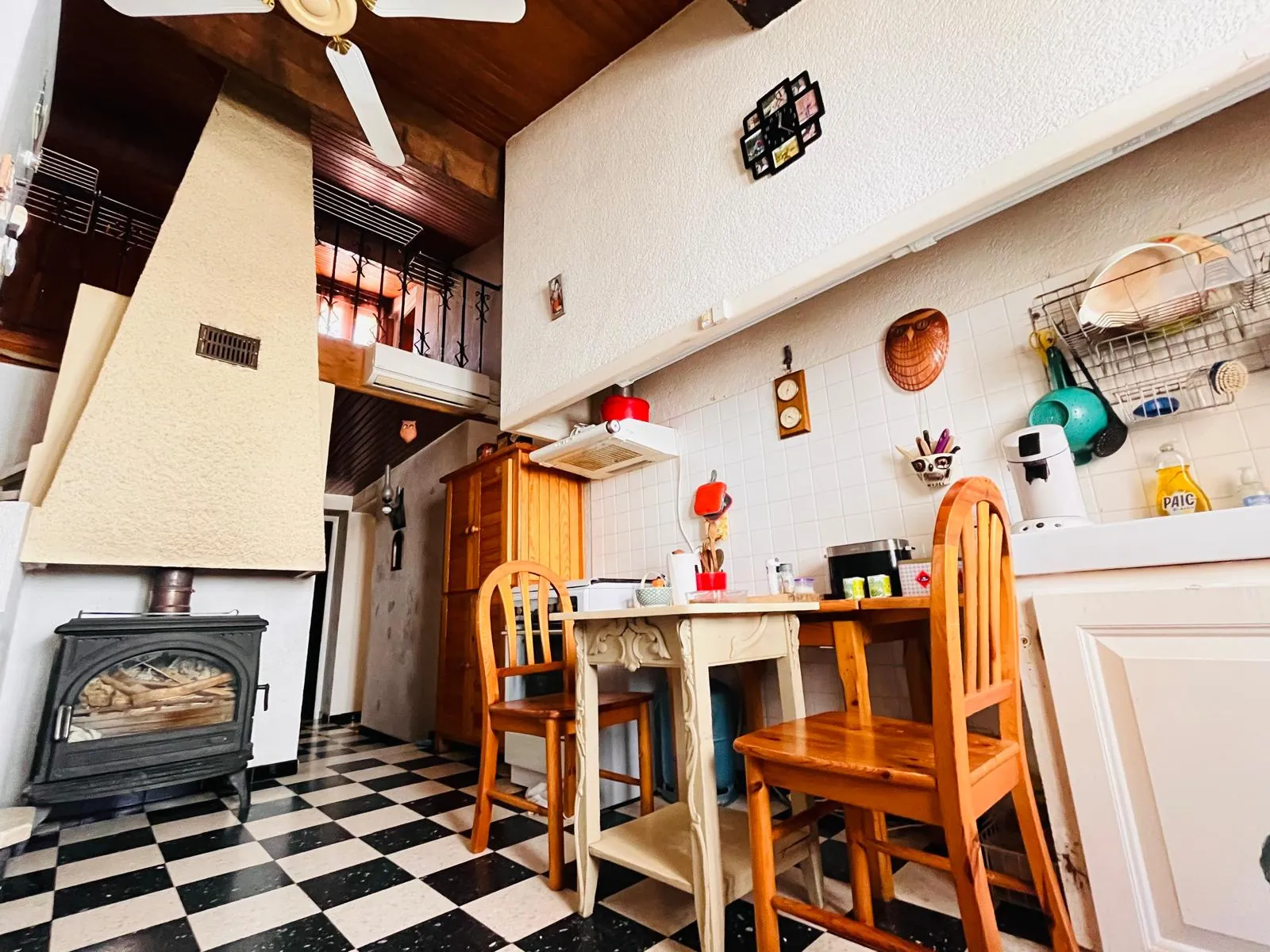 Maison de village 3 chambres avec garage, cour et terrasses à Fourques 