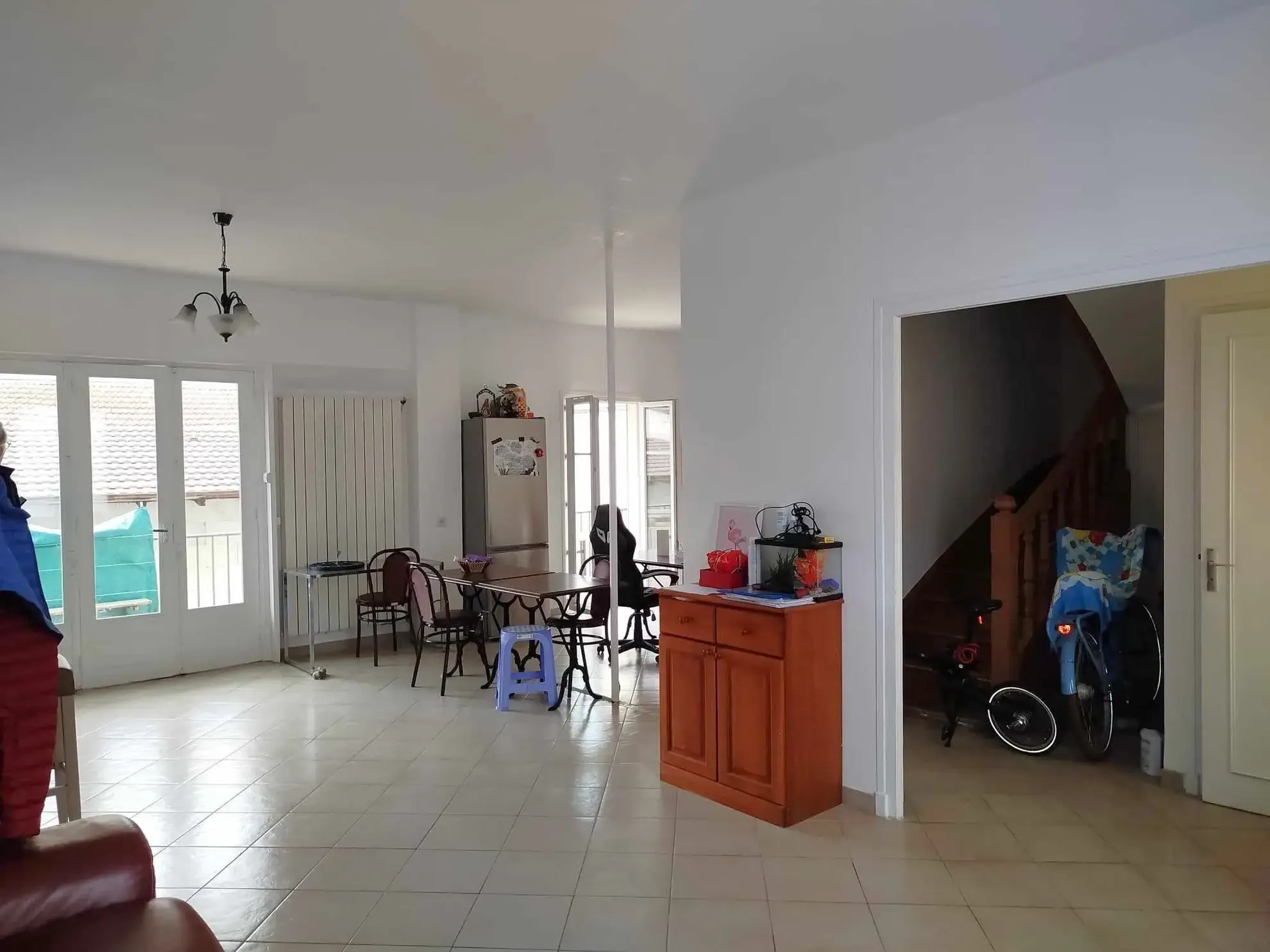 Maison à Vichy avec studio, terrasse et dépendances, proche commerces 