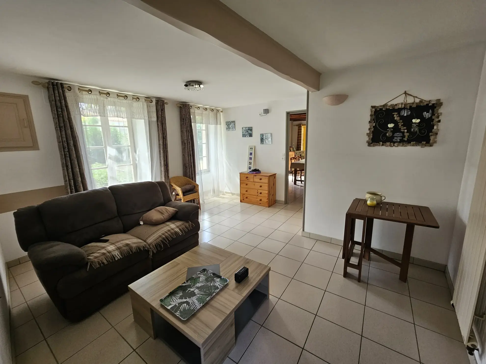 Belle maison en pierre avec vue sur le Marais Poitevin et accès à la conche, 5 chambres, jardin et garage 
