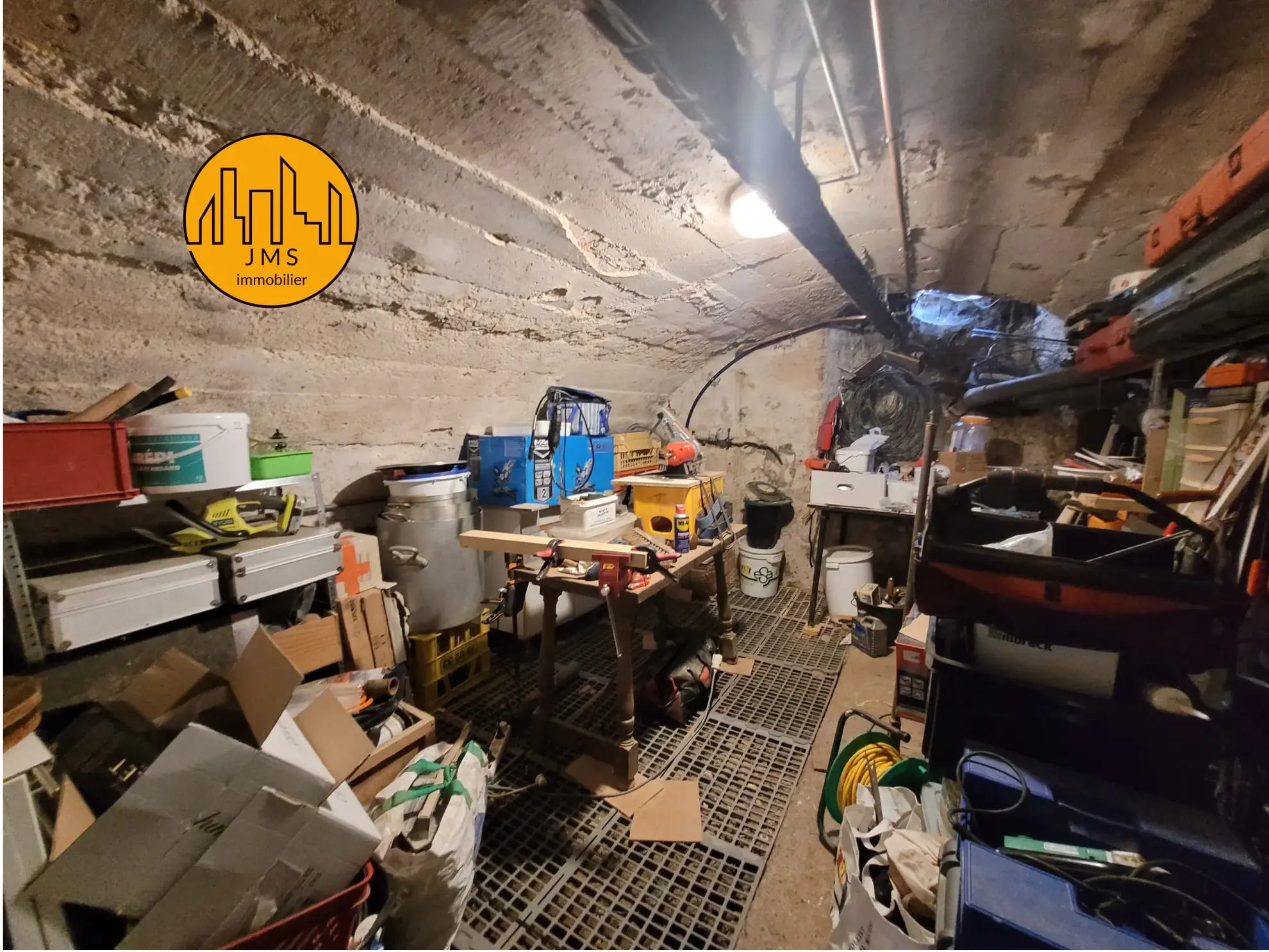Maison à vendre à Le Montet avec jardin, 3 chambres, diagnostics optimisés - Prix 115 000 EUR 