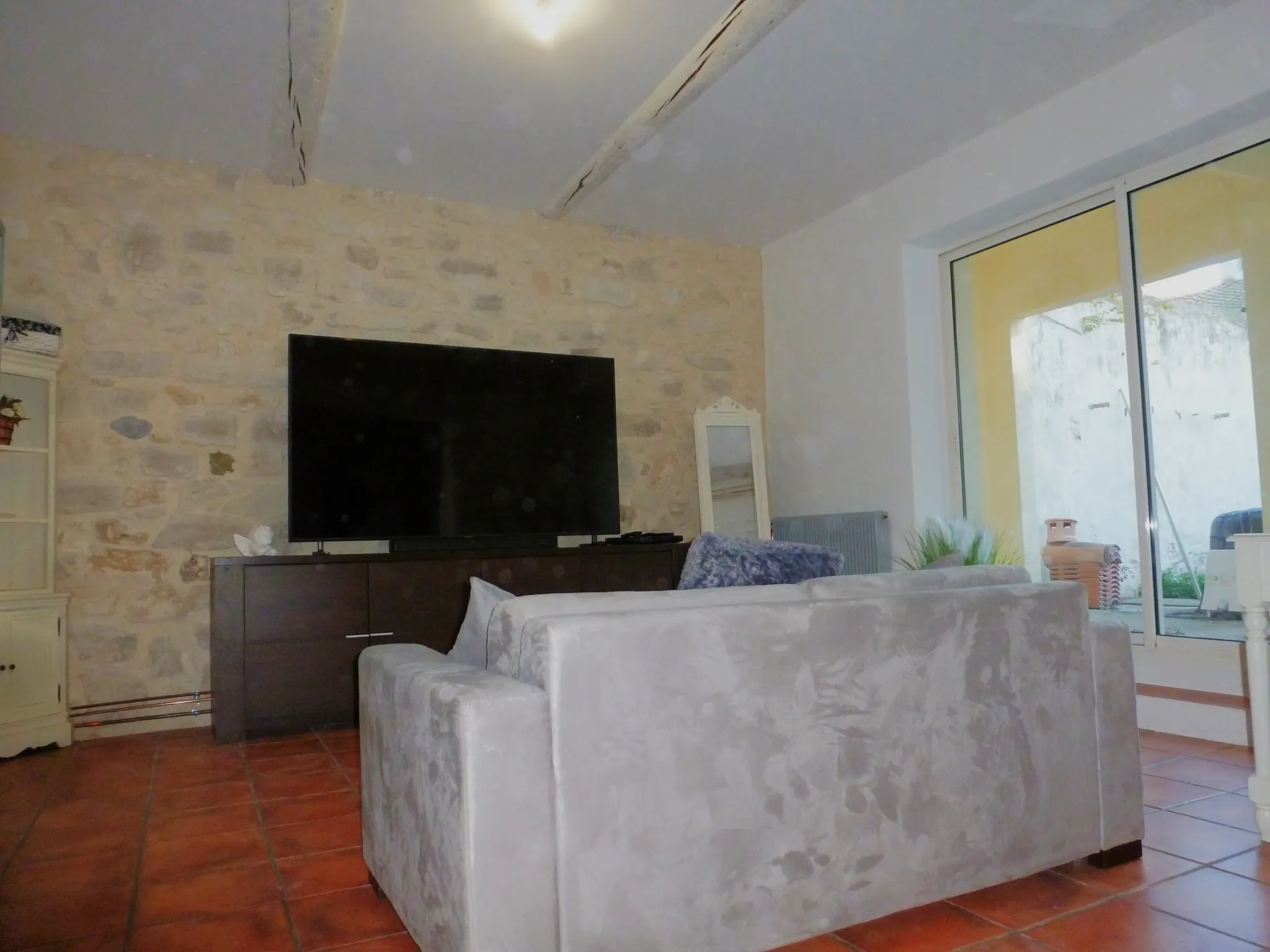 Maison de village rénovée de 145 m² avec jardin et combles aménageables à Sigean 
