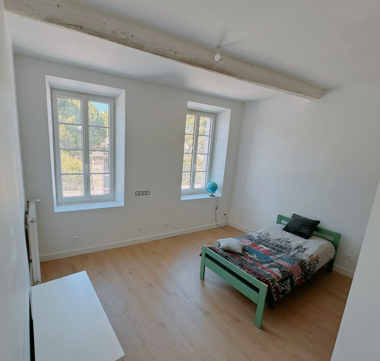 Maison de village rénovée de 145 m² avec jardin et combles aménageables à Sigean 