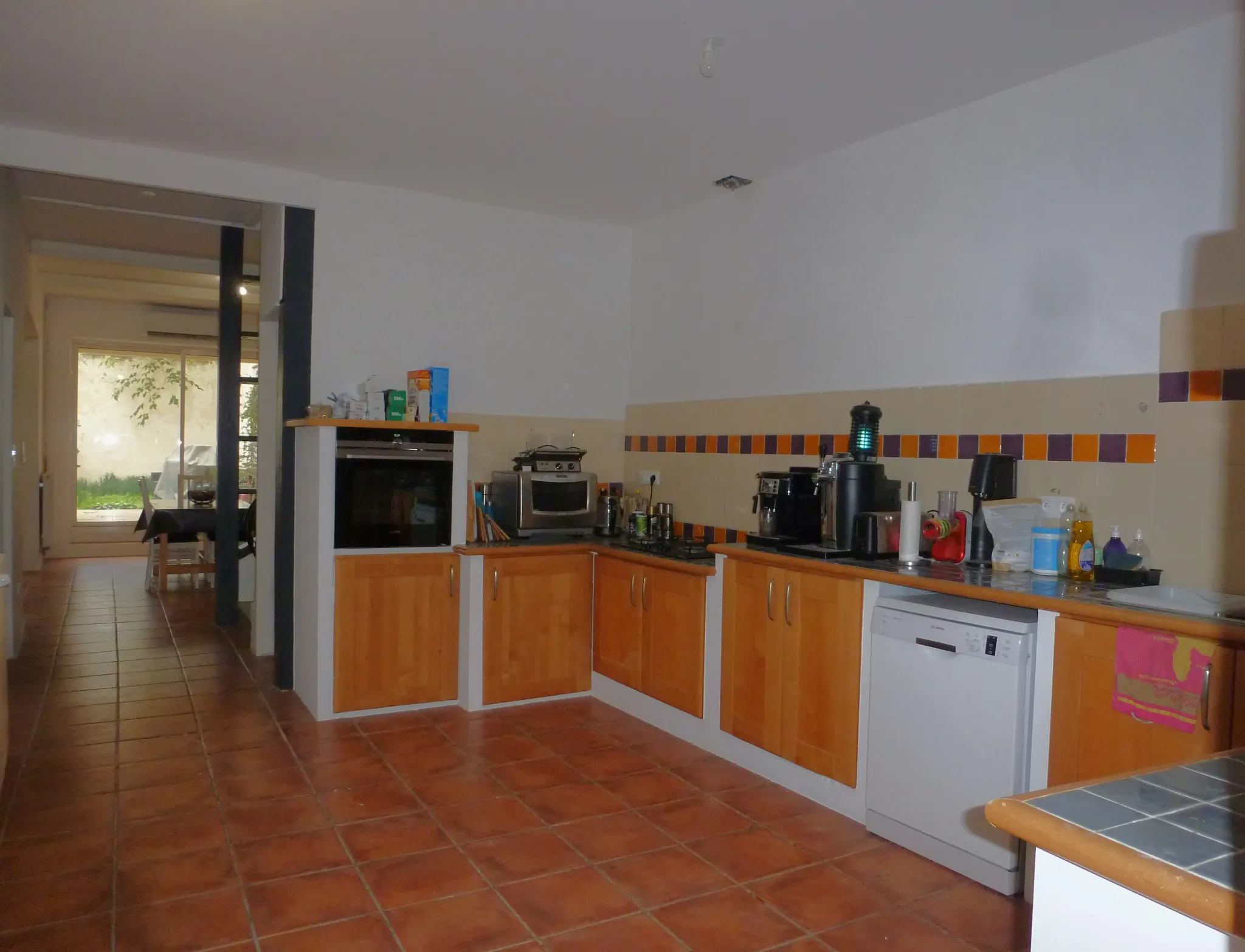 Maison de village rénovée de 145 m² avec jardin et combles aménageables à Sigean 